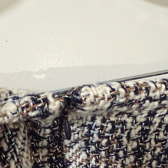 Francesca’s Plaid Peplum Ruffle Hem Knit Mini Skirt size XS - Picture 9 of 10